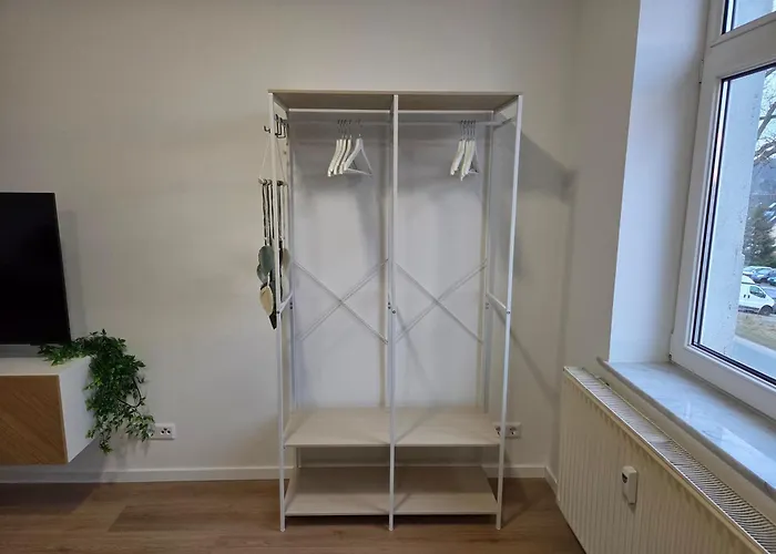 Sol - Keyless Access, Parking, Office Apartament *